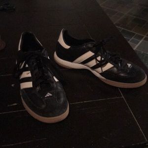 men’s adidas samba sneakers